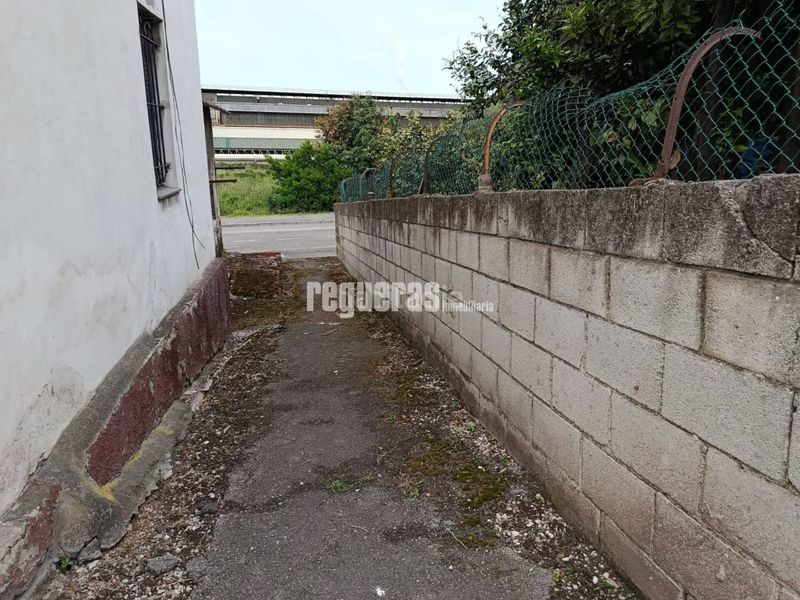 Foto 0bd18e0e-8fe3-4e6c-b909-abae7d9dbe7f. Casa amb calefacció aparcament a Corvera de Asturias