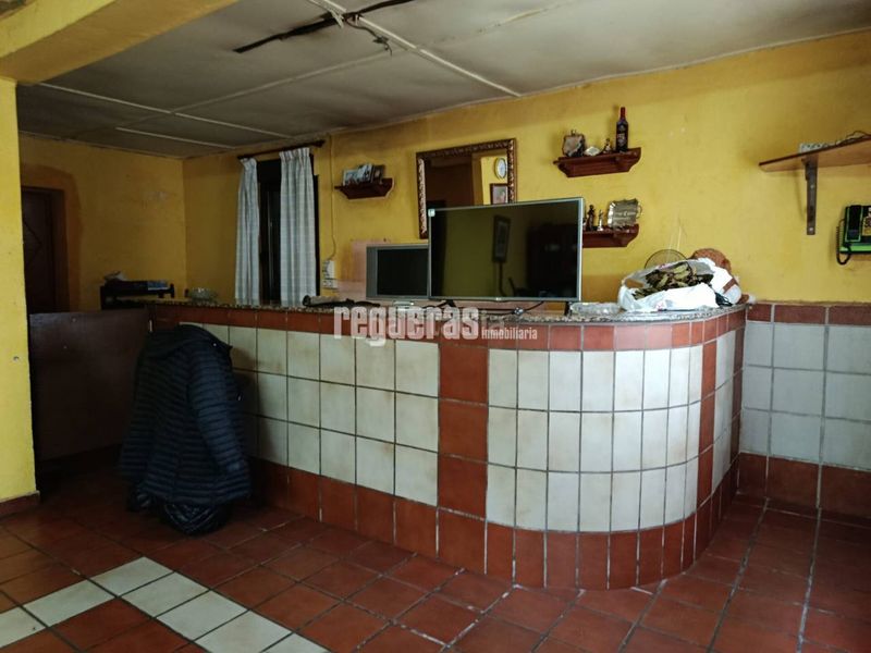 Foto 2a047de2-7f61-45b2-bb96-4fe0c9e0c1a2. Casa amb calefacció aparcament a Corvera de Asturias