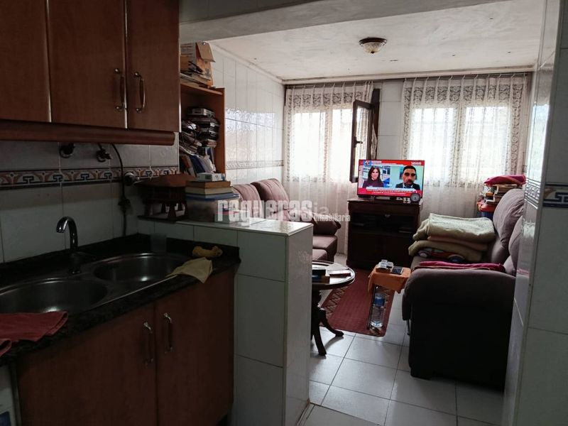 Foto 48043bca-2b85-49d5-9c9d-a02940b55fff. Casa amb calefacció aparcament a Corvera de Asturias