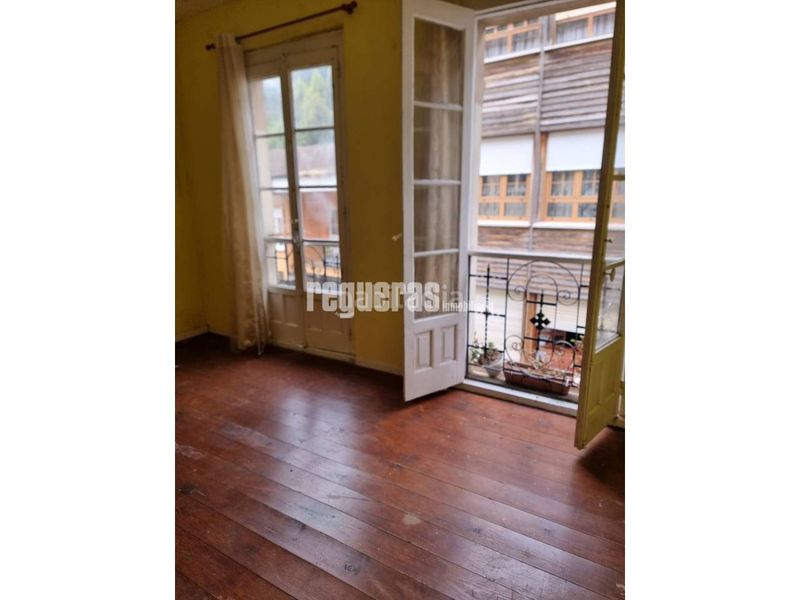 Foto 530ec15a-d20d-4de5-9753-f6c3be793e88. Casa  típica en venta! en Cudillero