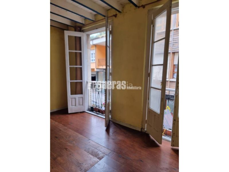 Foto 8593b91c-5155-4ca7-be35-c6629469d9e1. Casa  típica en venta! en Cudillero