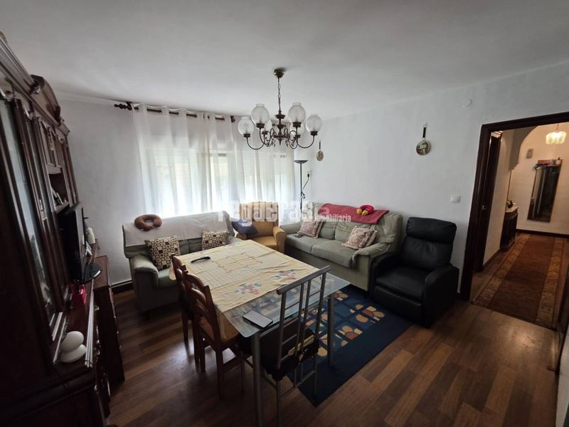 Foto f37f3527-1233-4285-8278-59d9e7b5877e. Pis amb calefacció a La Magdalena Avilés