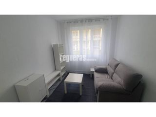 Miete Etagenwohnung  Calle carriona. Piso alquiler avilés