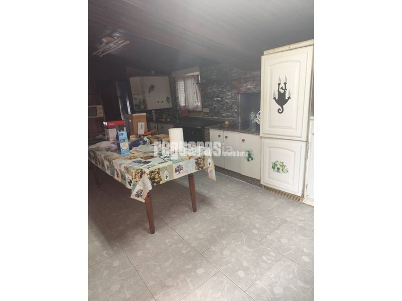 Foto 0fb629d7-4f0d-485c-b679-36e5c10477ea. Casa amb calefacció aparcament a Pravia