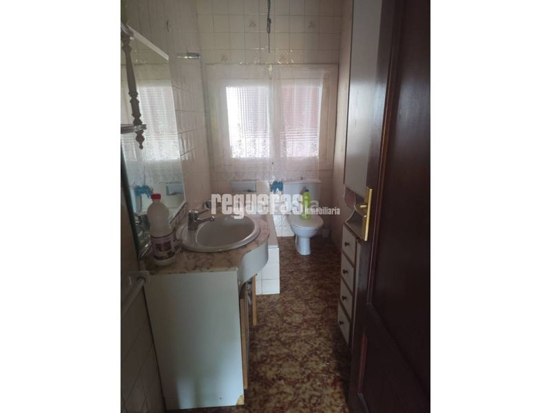 Foto e81eb0cd-0e77-42ba-8853-0f487f3de61a. Casa amb calefacció aparcament a Pravia