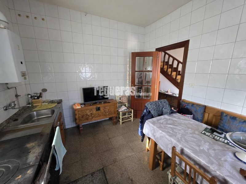 Foto 0bfb778e-3194-4ad3-b2f1-6fc5c679a37e. Casa a Burón
