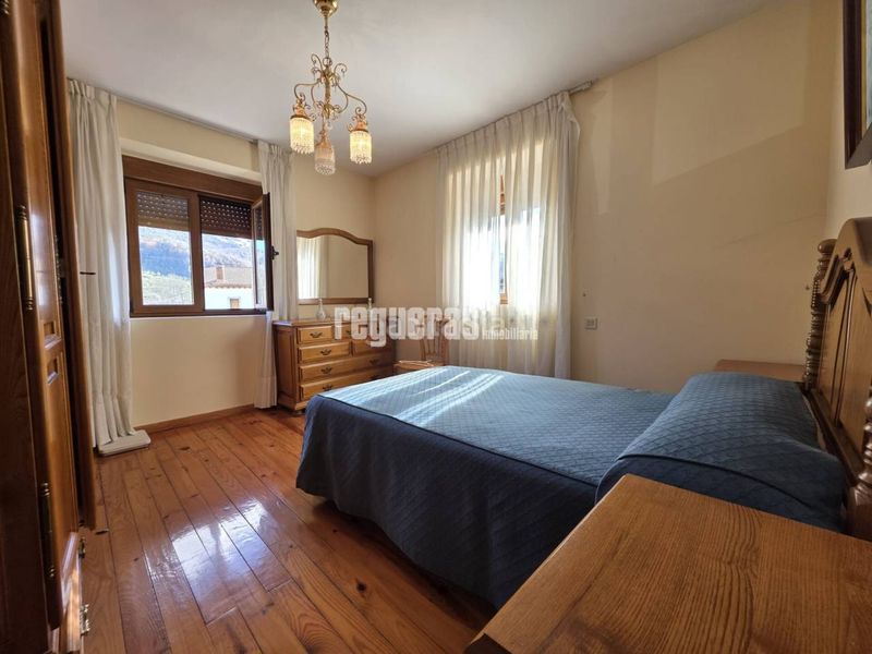 Foto d6380e67-fd6a-4f0f-ab20-c05fd45e40a2. Casa a Burón