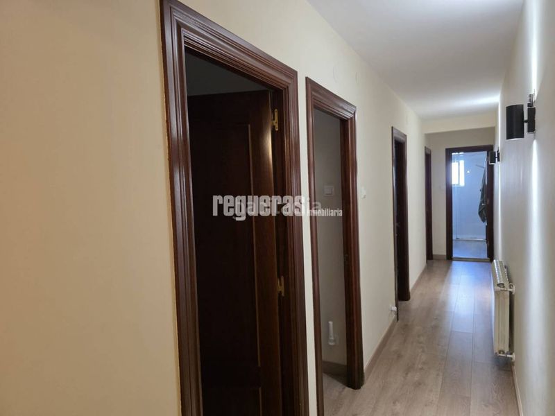 Foto c81ce09b-d6f9-4194-ac1c-d423be40d360. Rent flat with heating in Centro Avilés
