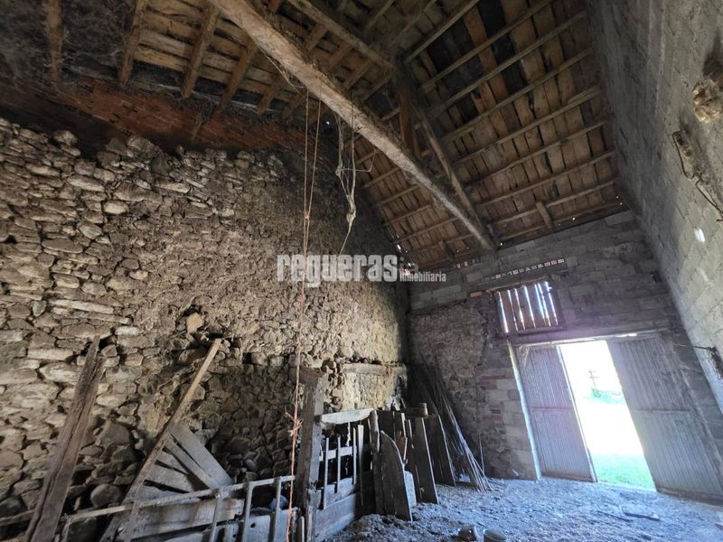Foto 5cc579b2-eb59-4232-b659-11e4ddb8d61e. Casa a Burón