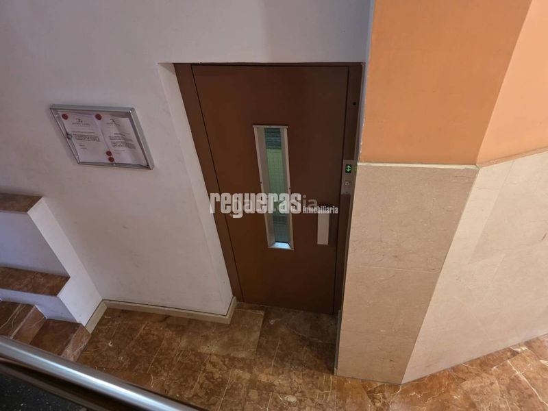 Foto 4d78797e-427a-41d9-af9e-f21b54785285. Apartament amb calefacció a Centro Avilés