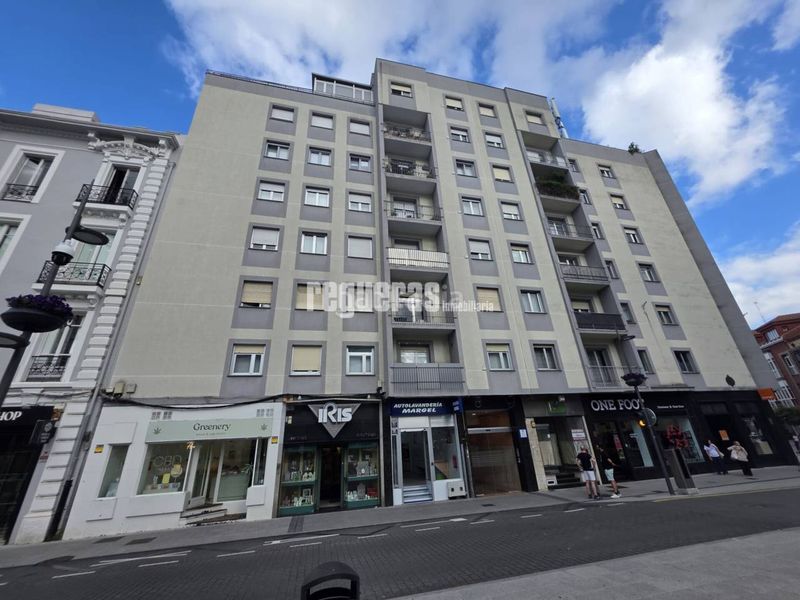 Foto cd781f34-1e53-405b-8fb4-a86376e21297. Apartament amb calefacció a Centro Avilés