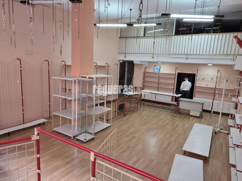 Foto 1a8310b6-e529-4de6-b924-0686e0ef8f0f. Alquiler local comercial local en alquiler Centro en Avilés