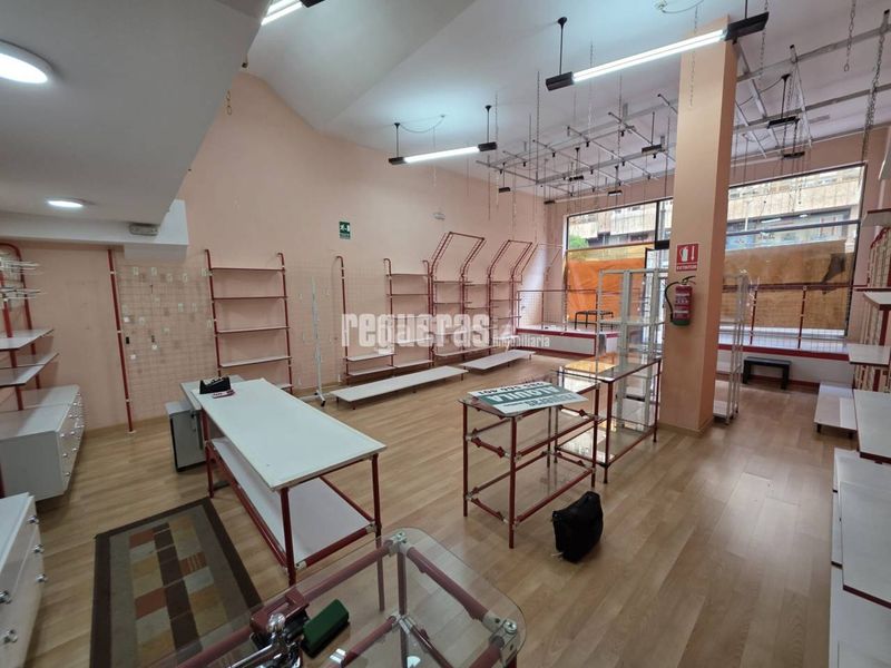 Foto 659f88a3-e559-4a16-af35-09c1184f51c8. Alquiler local comercial local en alquiler Centro en Avilés