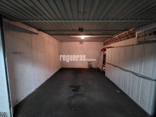 Aparcament cotxe a Avenida Portugal