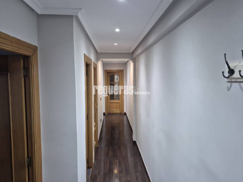 Foto 73d7ea45-e0cd-421c-bfd8-238429368a92. Flat with heating in Versalles Avilés