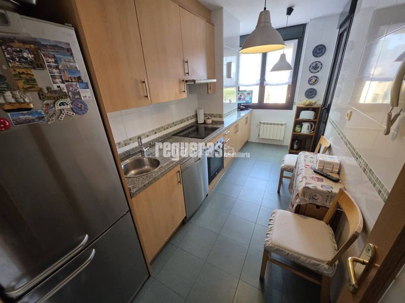 Foto 014684be-05fc-4e1a-b15e-27eace07b971. Duplex avec chauffage dans Jardín de Cantos - El Nodo Avilés