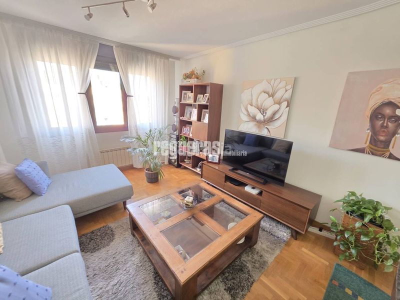 Foto 26a67383-f106-415f-9797-e90b85574927. Duplex avec chauffage dans Jardín de Cantos - El Nodo Avilés