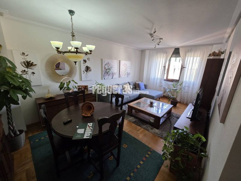 Foto d274ca86-139b-4c09-82c1-0bb69b281ad4. Duplex avec chauffage dans Jardín de Cantos - El Nodo Avilés