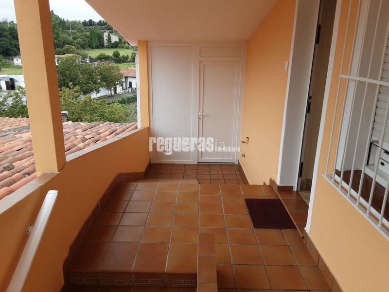 Foto 3c6ce2ea-b992-469c-b5fe-98ff2beac22f. Location maison avec chauffage parking dans El Carbayedo - El Quirinal Avilés