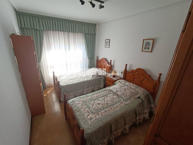 Foto 6031315e-a789-4c97-87d4-70931c8699a2. Piso venta de piso amplio en fernando morán, . en Avilés
