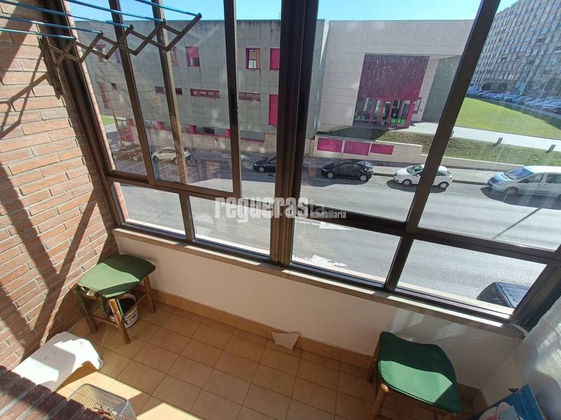 Foto 9e4f6f52-bcff-4c18-ba89-6a2958965622. Piso venta de piso amplio en fernando morán, . en Avilés