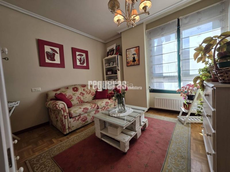 Foto 50adc7d6-ea7a-411a-9b2a-af8aaf4f007c. Dúplex espectacular dúplex en venta en calle fernández corujedo en Corvera de Asturias