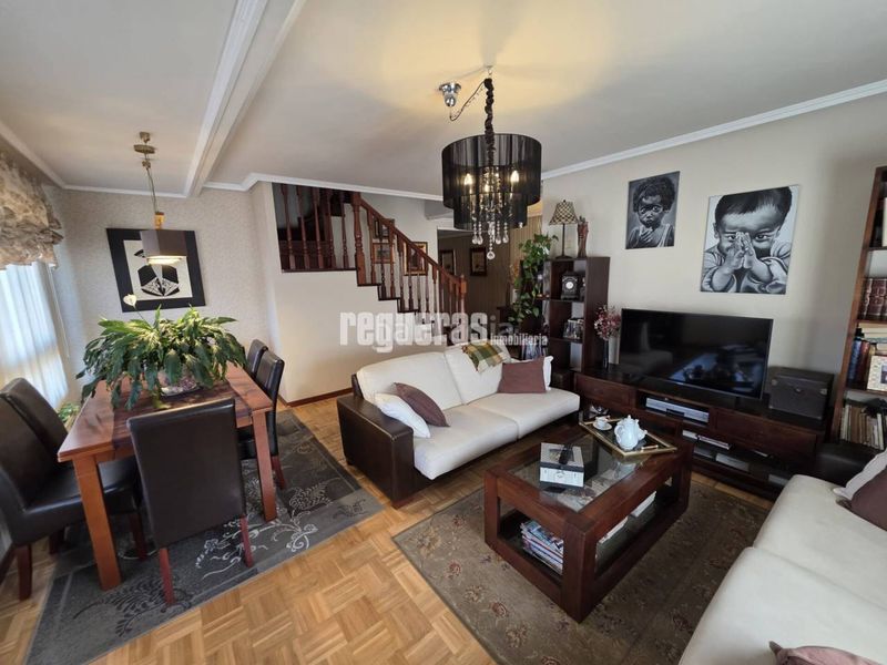 Foto 951ff4f3-51af-4a85-96a2-5c26e5012197. Dúplex espectacular dúplex en venta en calle fernández corujedo en Corvera de Asturias