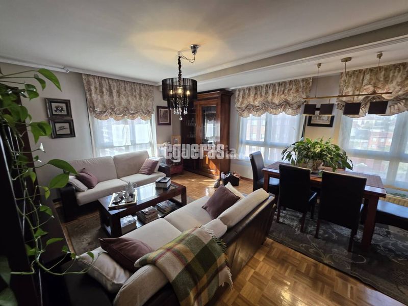 Foto b4699276-0427-4ae1-be9a-afe9bf893000. Dúplex espectacular dúplex en venta en calle fernández corujedo en Corvera de Asturias