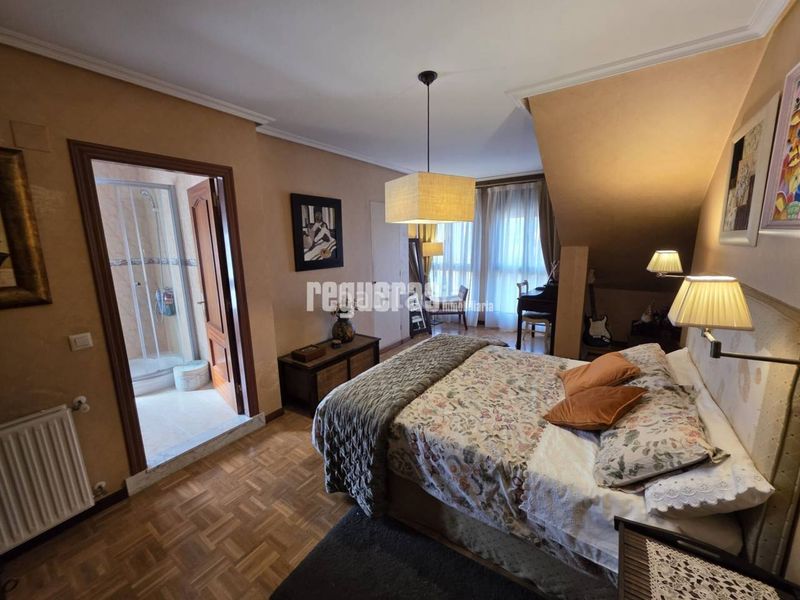 Foto db6c3ead-40cb-4539-a2b6-82f36043368f. Dúplex espectacular dúplex en venta en calle fernández corujedo en Corvera de Asturias