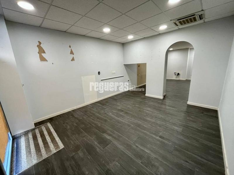 Foto f5cea89a-a91b-4c92-892a-c8f3e9e9f876. Alquiler local comercial local en alquiler en Centro en Avilés