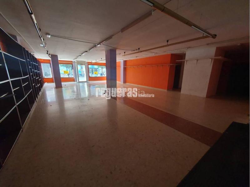 Foto 625f5fd6-dc64-4338-a33e-b65961dd3f1c. Rent business premise in Piedras Blancas Castrillón