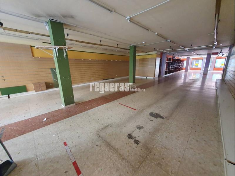 Foto df03810c-3013-4dd4-94f0-845022848cd3. Rent business premise in Piedras Blancas Castrillón