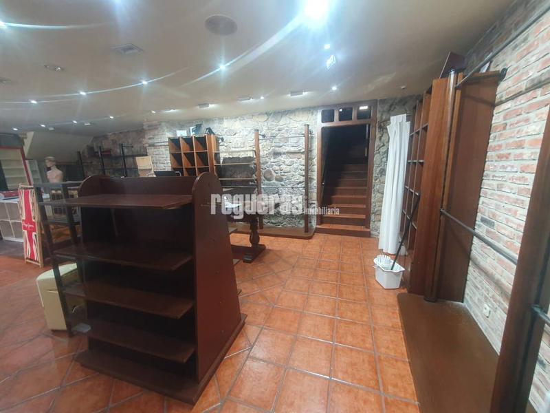 Foto 8096f21b-b647-4e8a-9e6e-0a655318d3d3. Rent business premise in Pravia