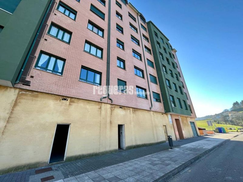 Foto fe165e5f-c178-4718-a284-443a9419f094. Local comercial a Corvera de Asturias