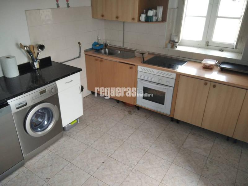 Foto e9e6e284-c960-4924-8cba-9f4c00a5f041. House in Santa María del Mar - El Puerto Castrillón