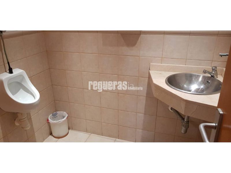 Foto 7bd34b8b-53cc-4c1e-8de2-ee8c903eb9bd. Local comercial a El Carbayedo - El Quirinal Avilés