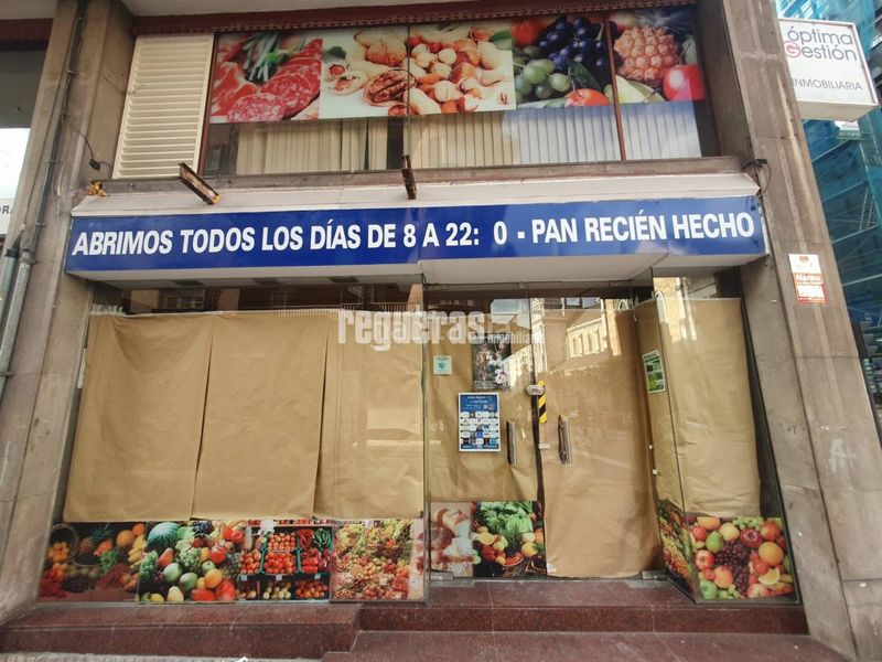 Foto fef3ed14-c1c3-4eb9-a95b-df4a616ea192. Alquiler local comercial local en alquiler en Centro en Avilés