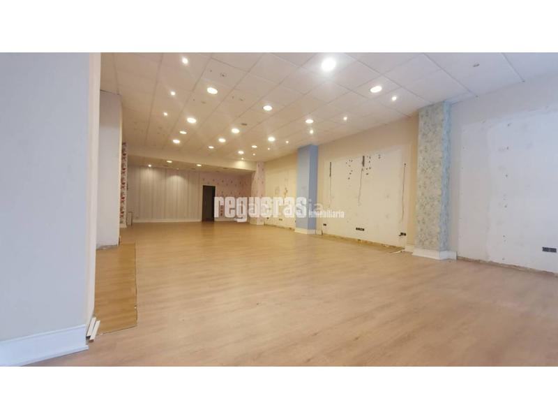 Foto 2f95d70a-179c-4c3b-b488-4204293b47ed. Alquiler local comercial local en alquiler en Centro en Avilés