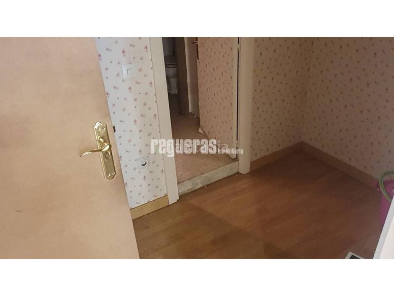 Foto d42b2fa6-bd44-4024-9162-d0a8f82d97bc. Alquiler local comercial local en alquiler en Centro en Avilés