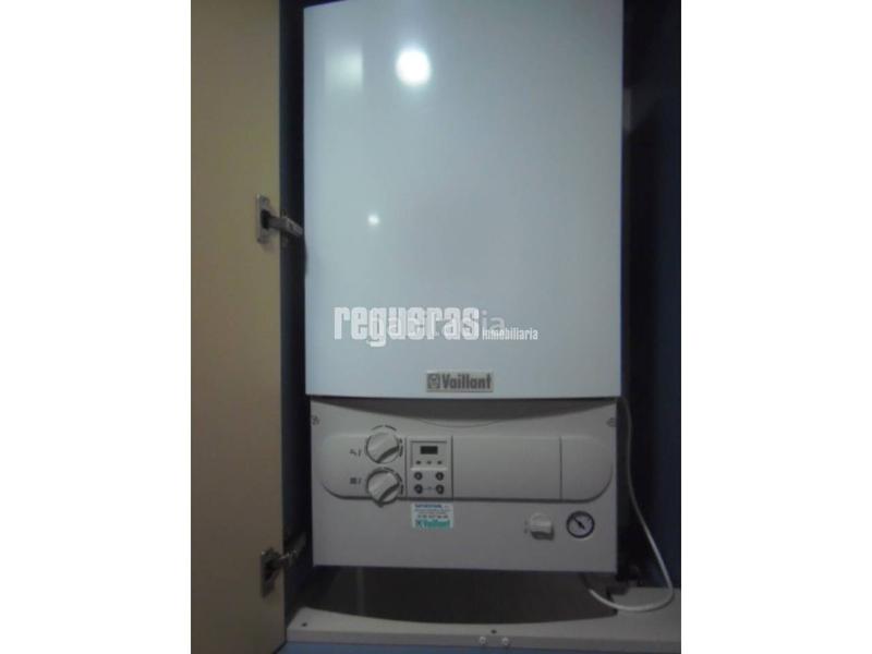 Foto 102a9b93-7162-4864-b3a7-924109d7d4d8. Piso venta de piso Centro en Centro Avilés