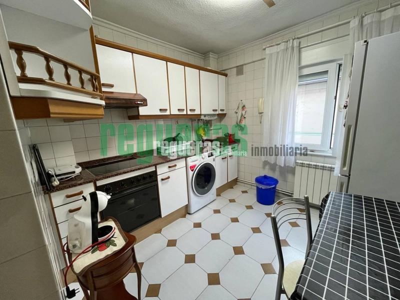 Foto 18293f8d-7173-4d72-aa7a-6b2e0b5775ca. Pis amb calefacció a Versalles Avilés