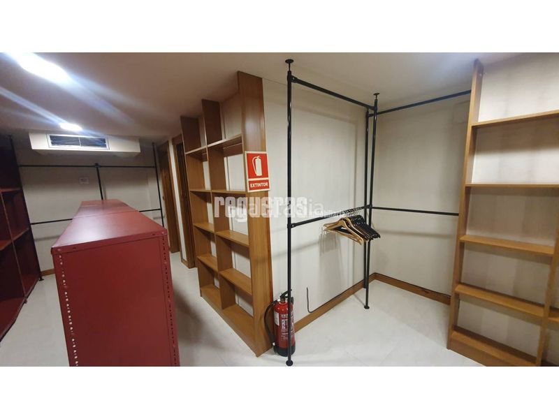 Foto 32346c0d-d03b-4070-b817-b35f6012257f. Alquiler local comercial local en alquiler en Centro33401 en Avilés
