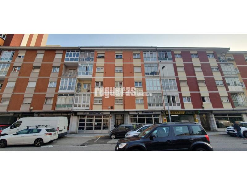 Foto f0e38058-0385-4d46-a65b-bc014b718985. Alquiler piso  en alquiler sin muebles en Centro Avilés