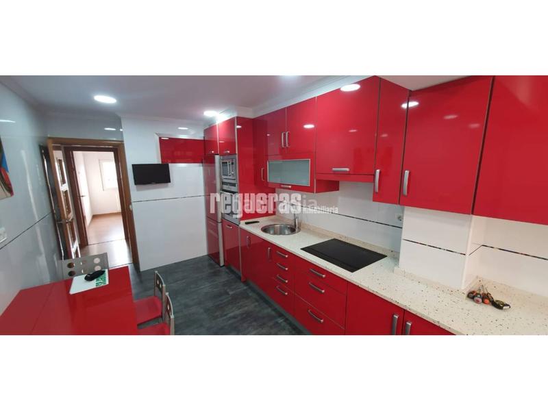 Foto 62fc6bf3-3d8c-4946-a362-7f1895e270e0. Location appartement dans Centro Avilés