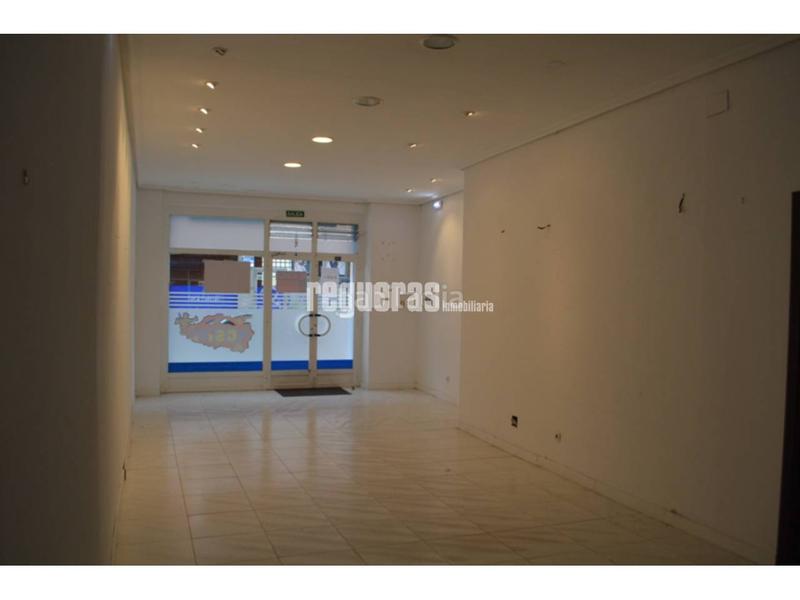 Foto 09639bf8-9de4-4cff-8d8a-d399e3e8325c. Oficina a Centro Avilés