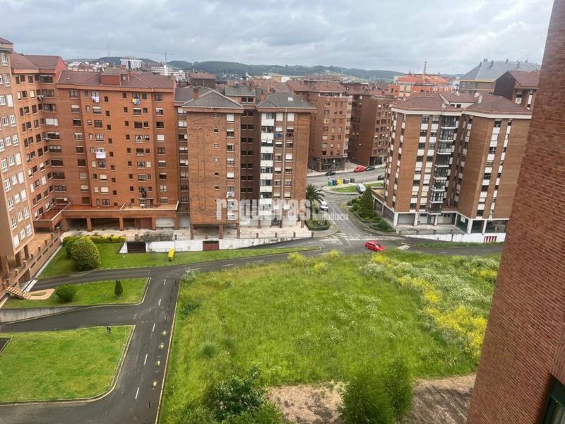 Foto eda5fe52-64f5-4a01-9b00-1c5275fee257. Piso tu nuevo hogar te está esperando! en El Carbayedo - El Quirinal Avilés