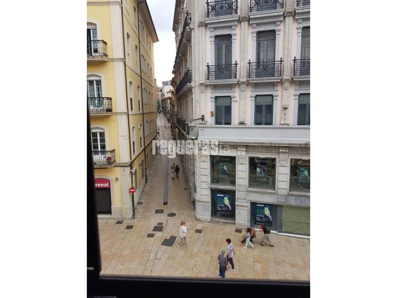 Foto 5554d586-806c-4c39-a533-ae5fb9d8be46. Oficina amb calefacció a Centro Avilés