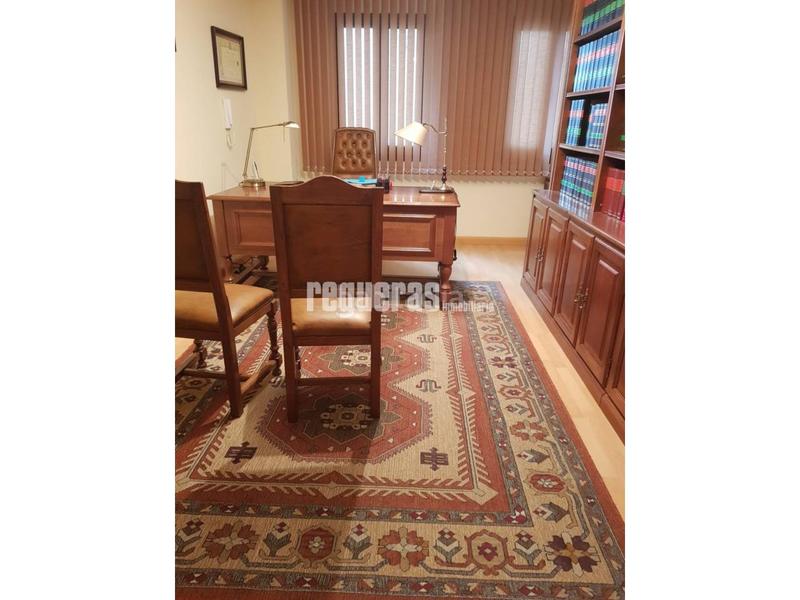 Foto 8a8666af-7d2a-403f-8fde-b530749d0f71. Oficina amb calefacció a Centro Avilés