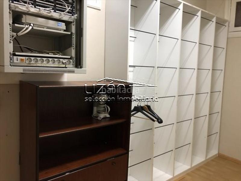 Foto ab187493-3c3b-4c28-87c5-028d962889c1. Location bureau avec chauffage dans Parque San Francisco - Uría Oviedo