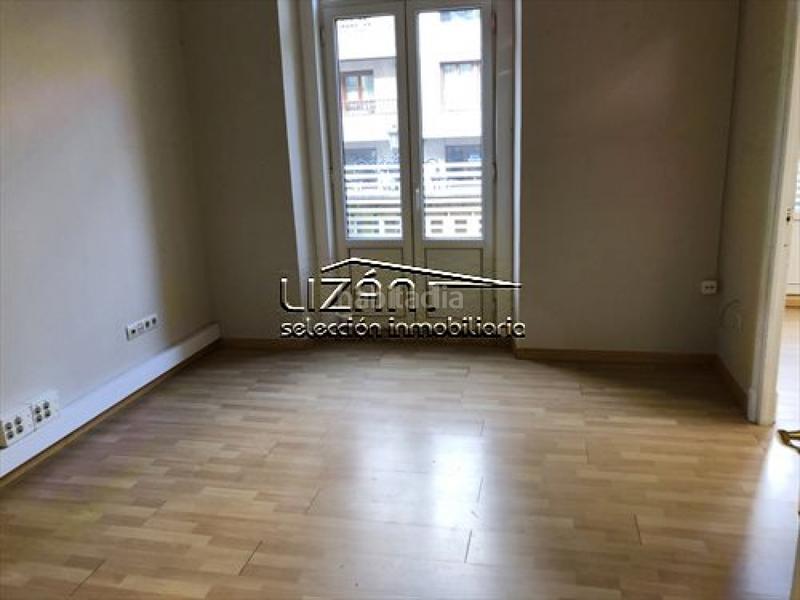 Foto 143b2625-4146-4540-8ef9-64c12ad0863d. Miete büro mit heizung in Parque San Francisco - Uría Oviedo